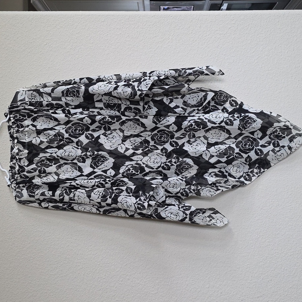 NEW St.John Black and White Floral Rose Tunic Poncho 100% Silk